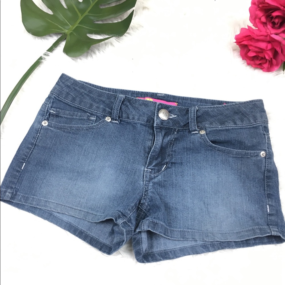 TYYE AMERICAN STANDAR JEAN SHORT SIZE 3